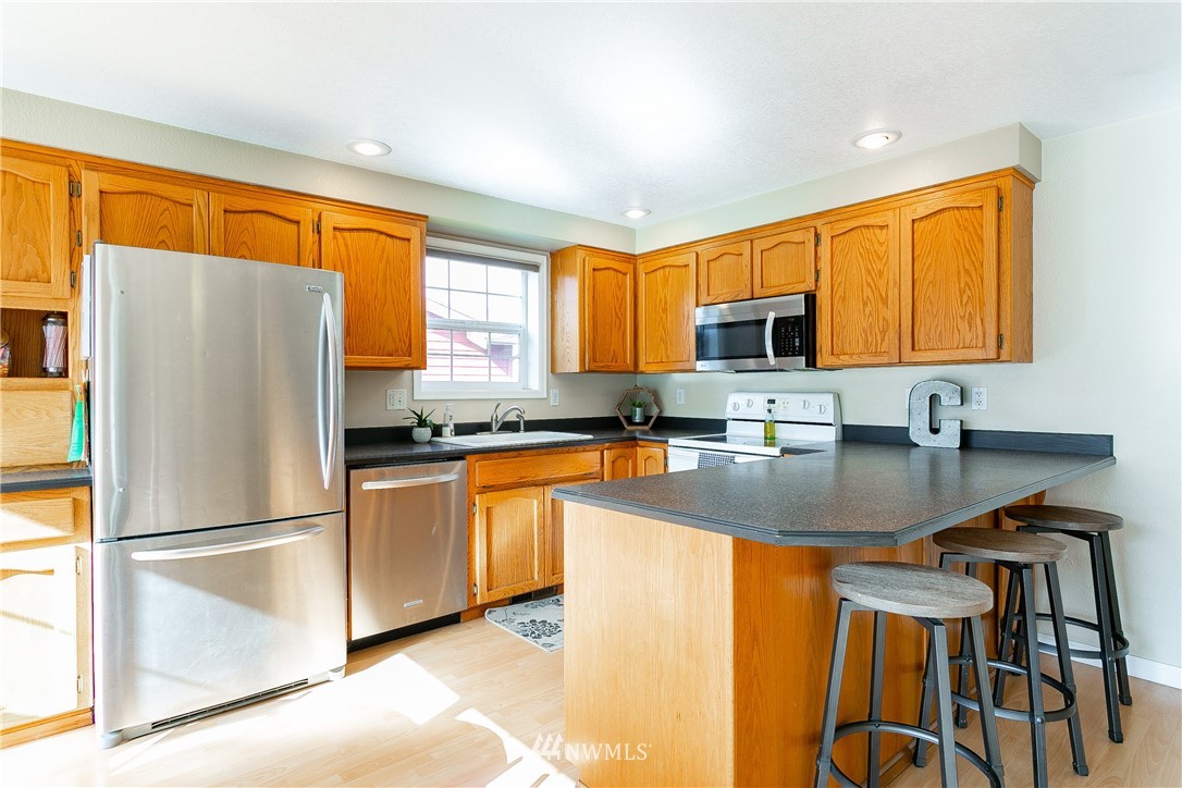 424 Cascade Way Lynden, WA 98264 - Photo 7 of 34 Gallery Image 7