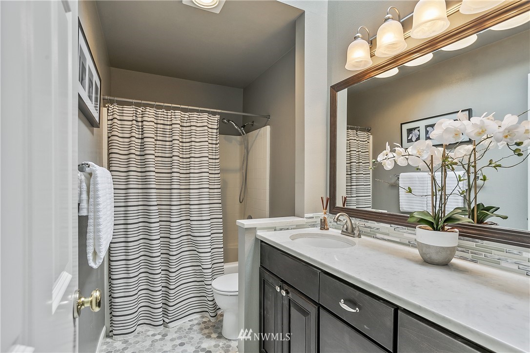 2310 Lyons Avenue Northeast Renton, WA 98059 - Photo 14 of 25 Gallery Image 14