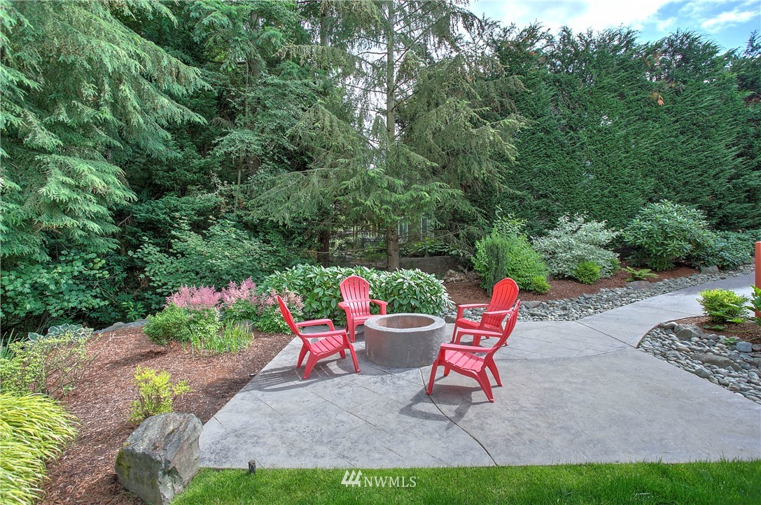 2310 Lyons Avenue Northeast Renton, WA 98059 - Photo 22 of 25 Gallery Image 22