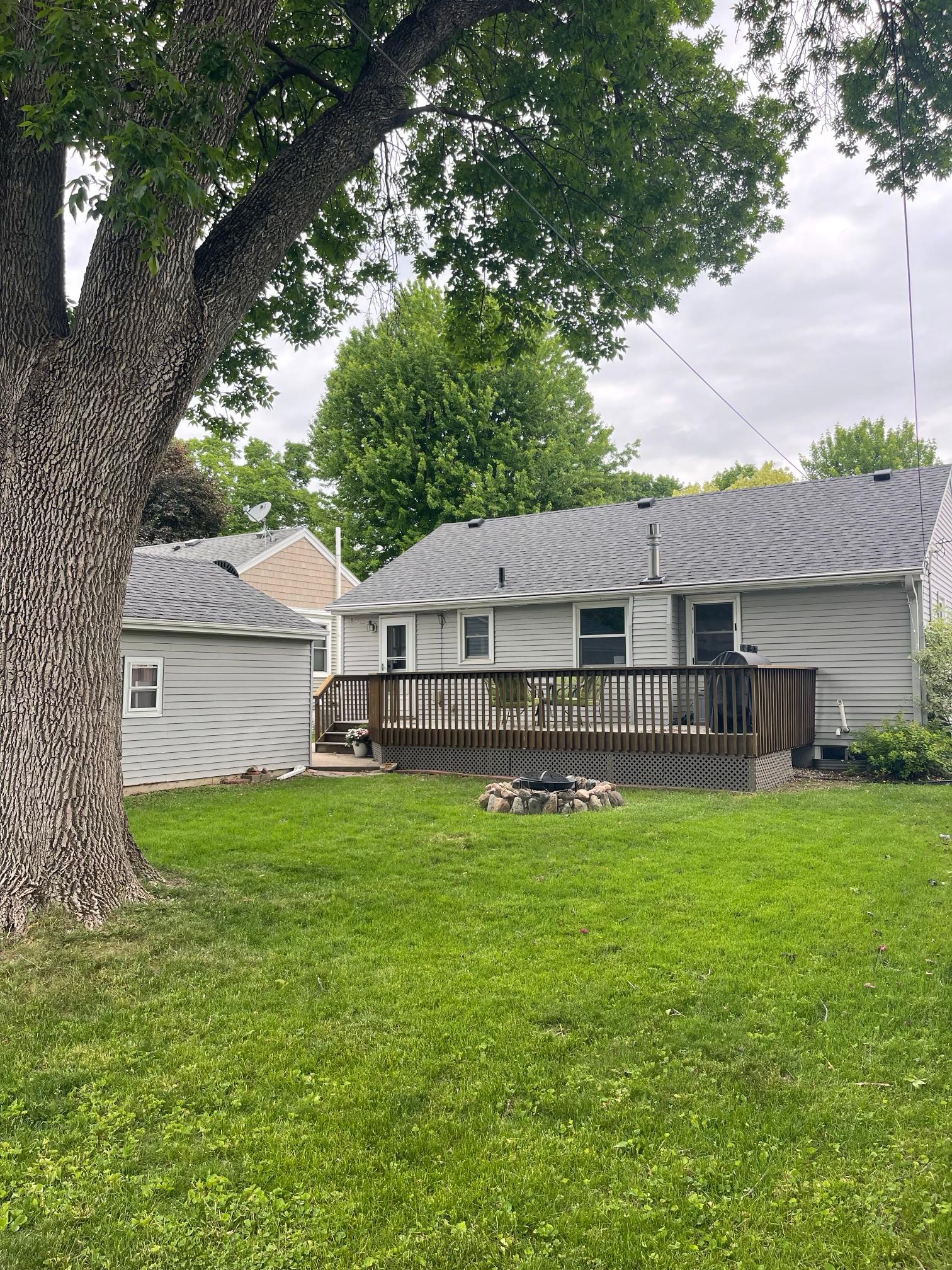 3904 7th Place Northwest Rochester, MN 55901 - Photo 2 of 26