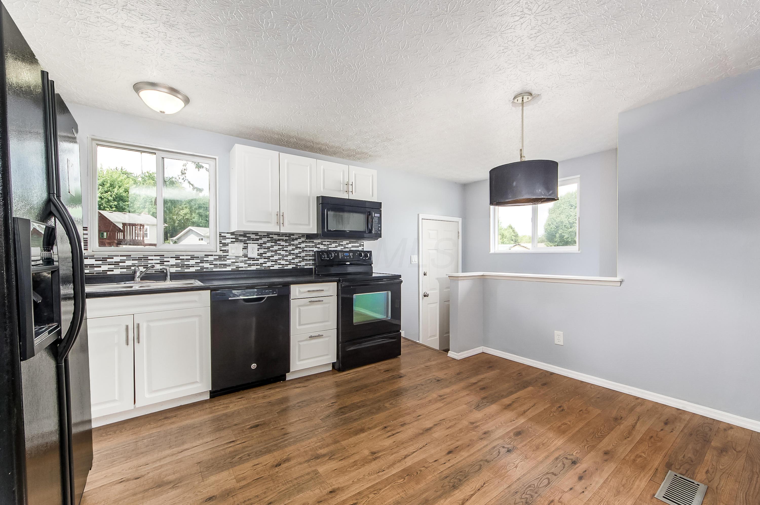 1769 Ripplebrook Road Columbus, OH 43223 - Photo 11 of 31 Gallery Image 11