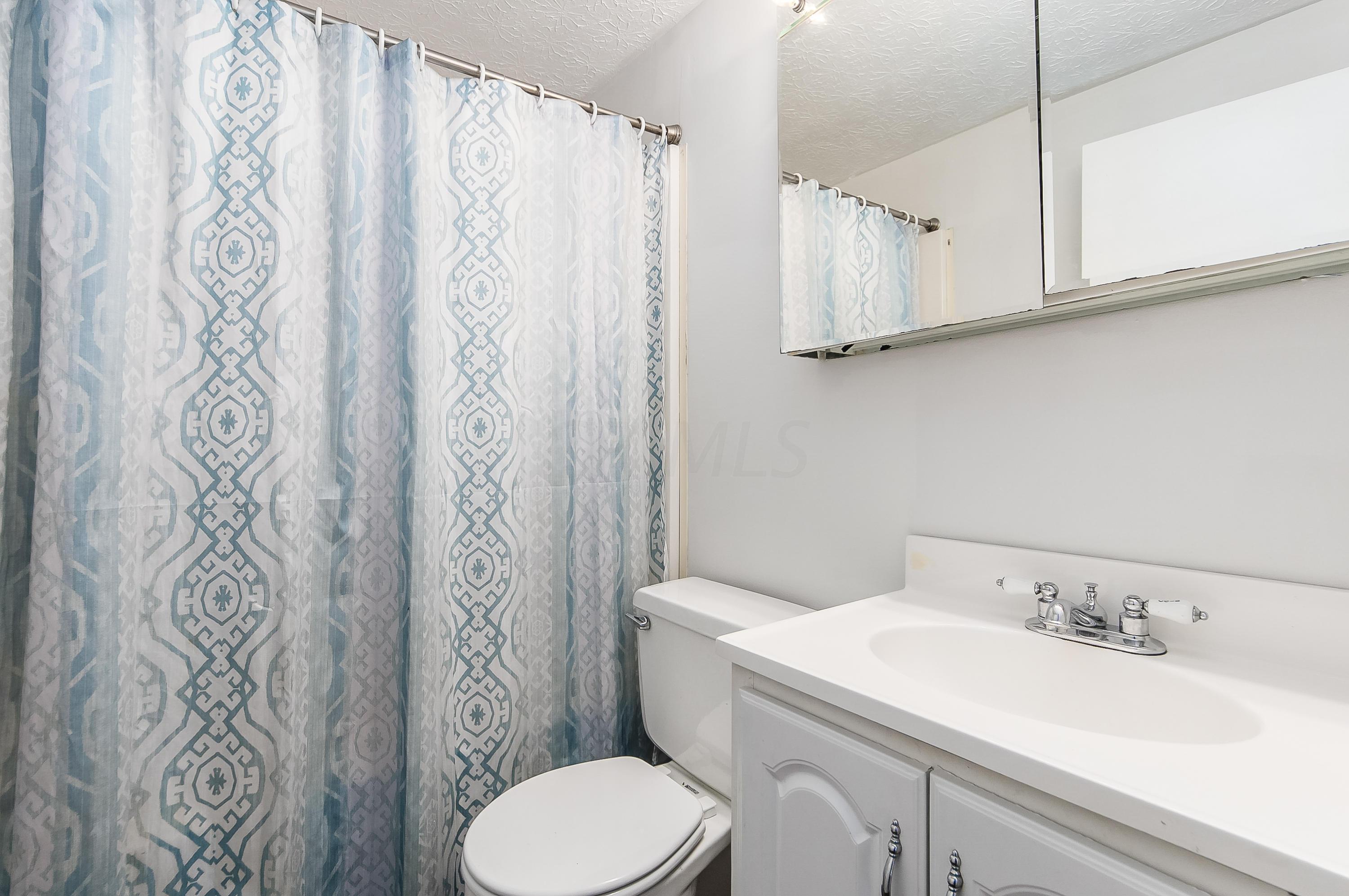 1769 Ripplebrook Road Columbus, OH 43223 - Photo 9 of 31 Gallery Image 9