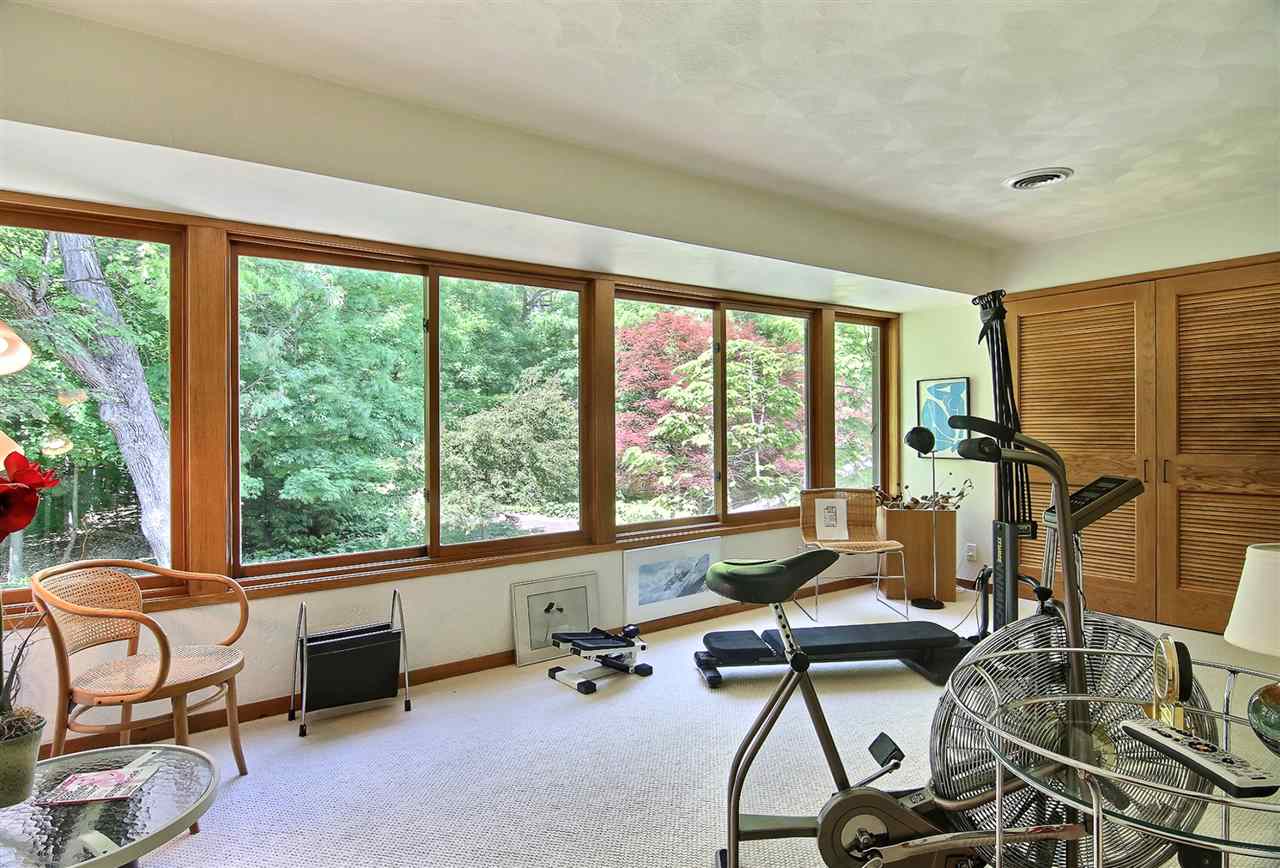 600 Riverside Road Belvidere, IL 61008 - Photo 18 of 25 a work room with furniture and windows