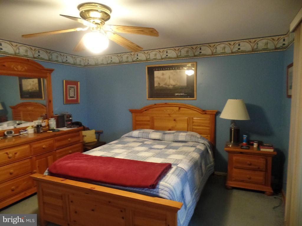 2405 Lodge Farm Road Baltimore, MD 21219 - Photo 17 of 23 Bedroom (Master)