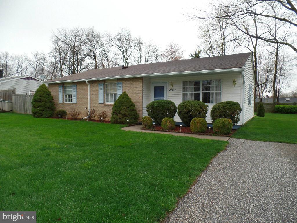 2405 Lodge Farm Road Baltimore, MD 21219 - Photo 3 of 23 Exterior (Front)