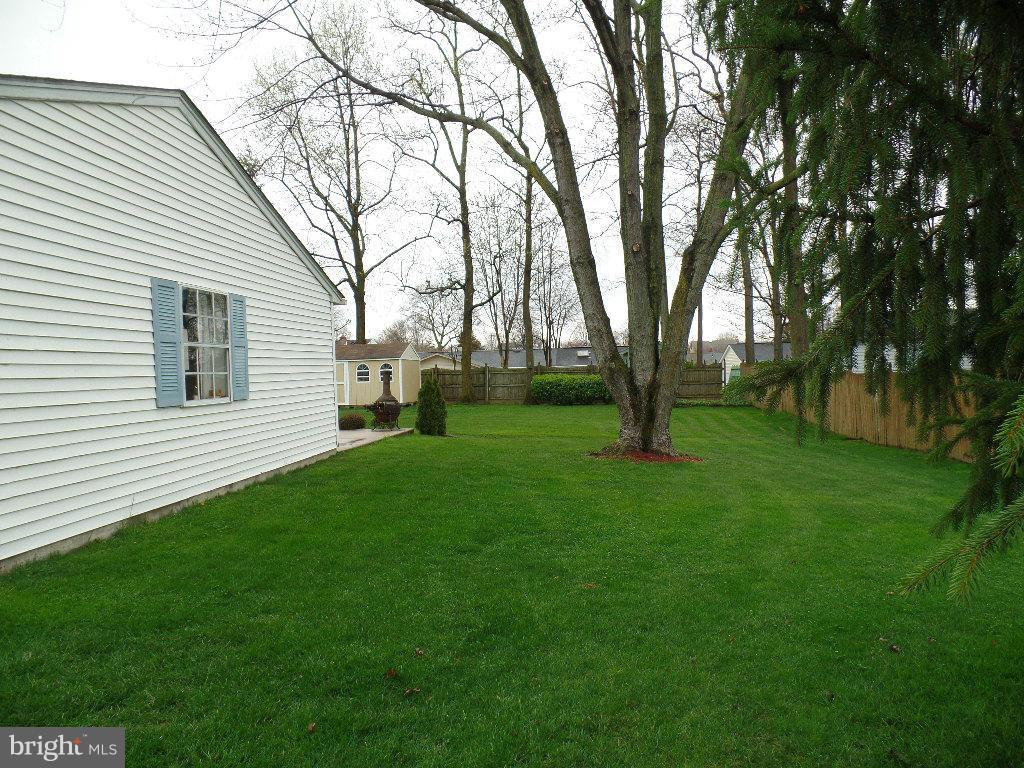 2405 Lodge Farm Road Baltimore, MD 21219 - Photo 5 of 23 Exterior (General)