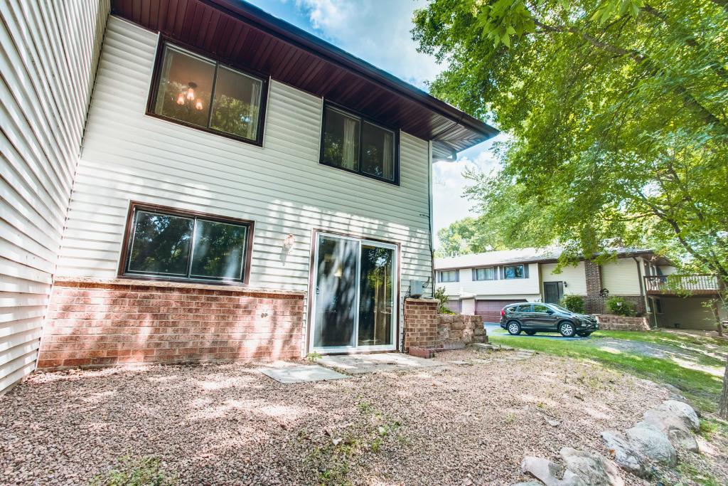 10752 Cavell Road Bloomington, MN 55438 - Photo 31 of 32