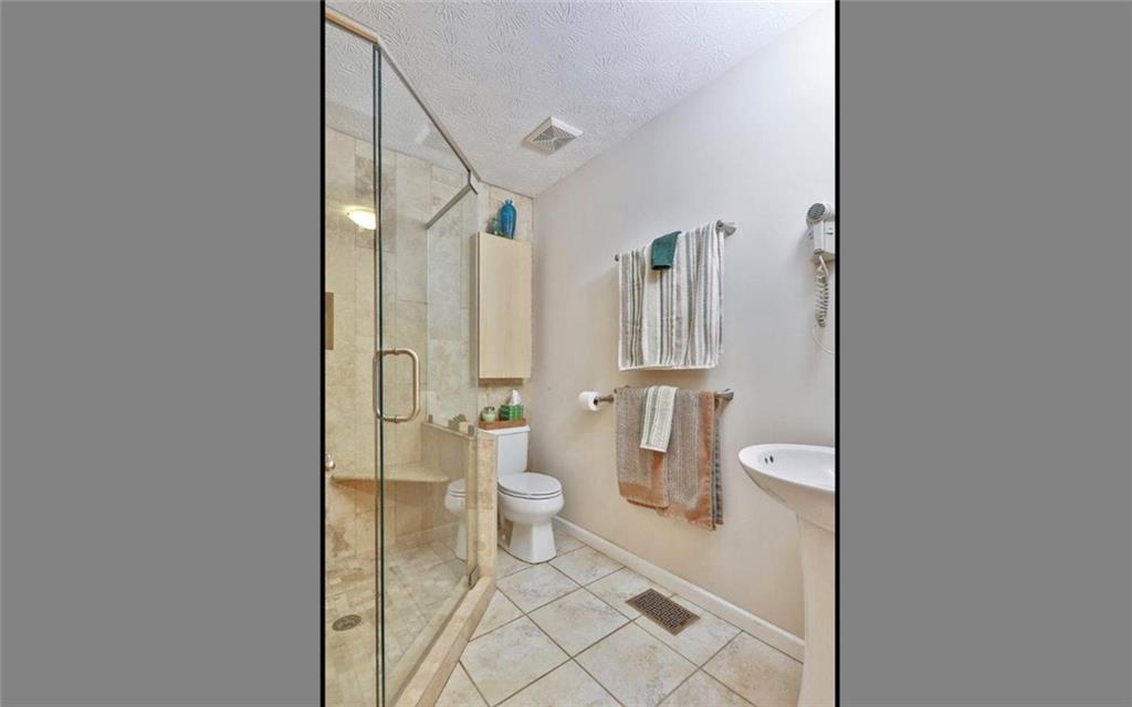 385 Vaughn Road Newnan, GA 30265 - Photo 34 of 70