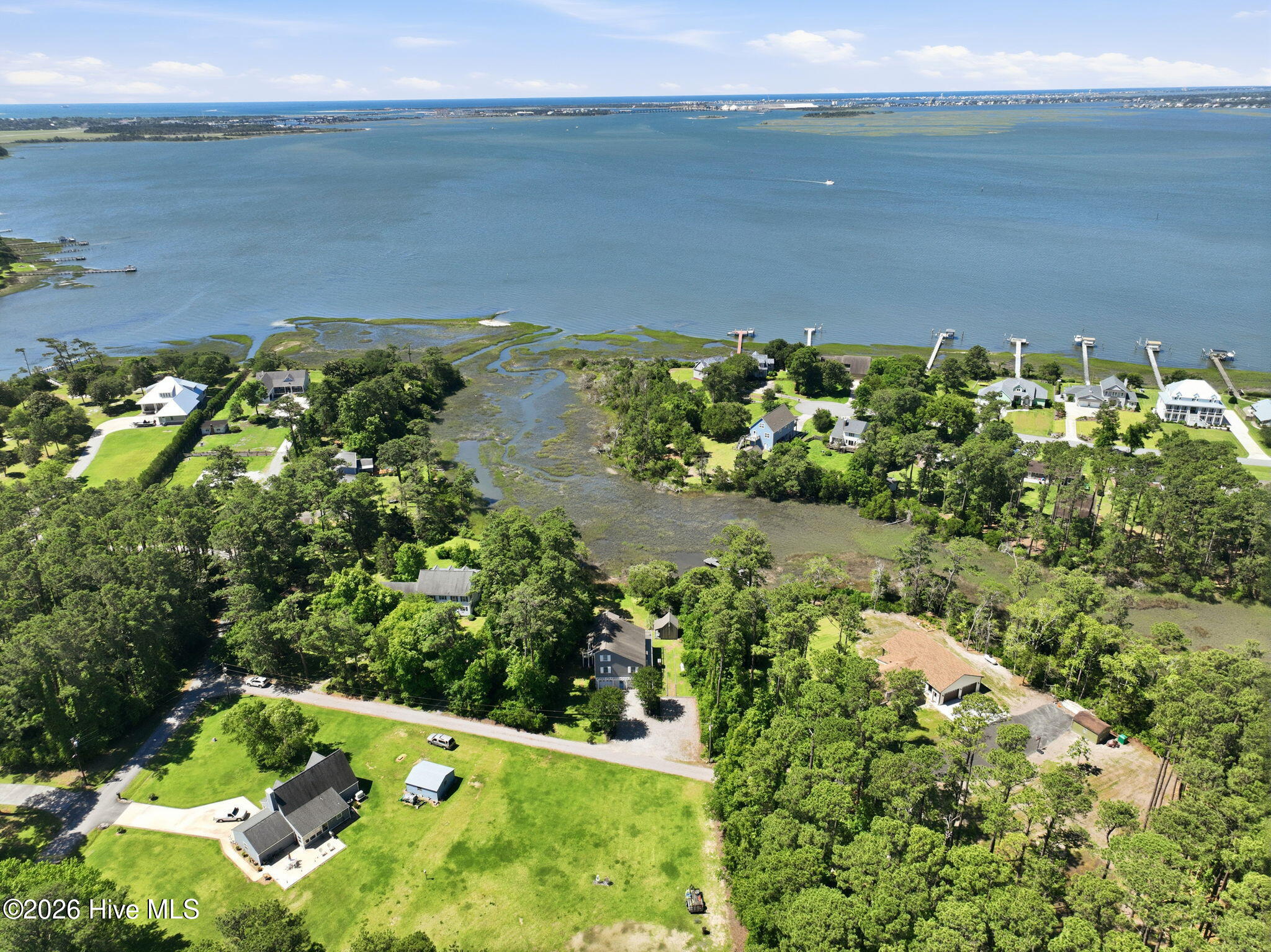174 Windy Point Road Beaufort, NC 28516 - Photo 19 of 62