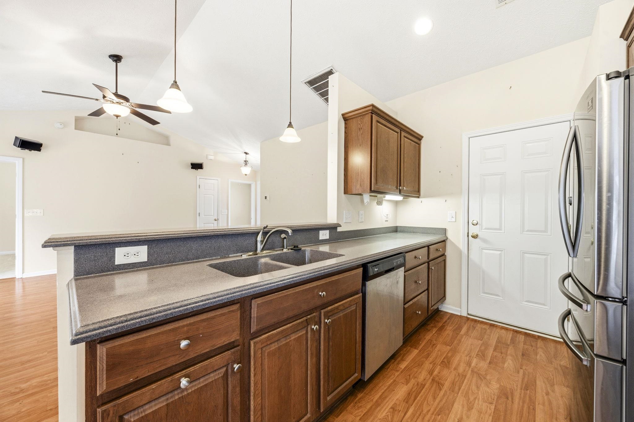 3146 Shorecrest Bay Drive Murrells Inlet, SC 29576 - Photo 14 of 44