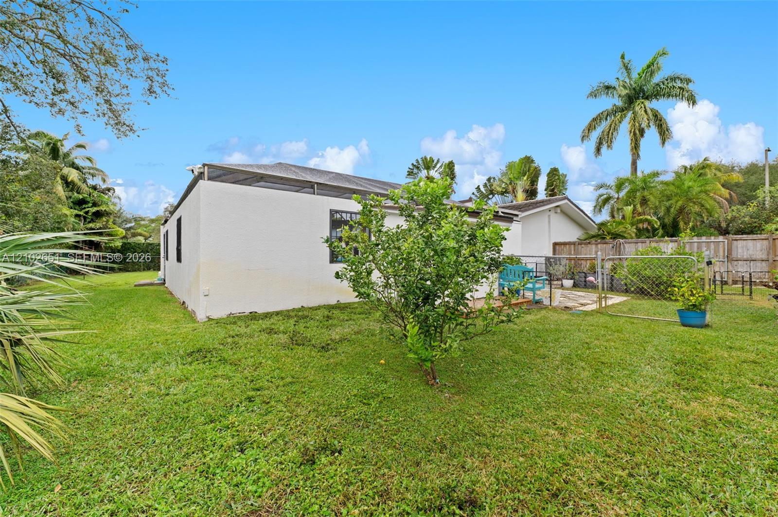 9838 Southwest 94th Terrace Miami, FL 33176 - Photo 58 of 59 Gallery Image 58