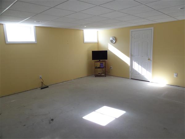 141 Oakham Road North Brookfield, MA 01535 - Photo 25 of 29 Gallery Image 25
