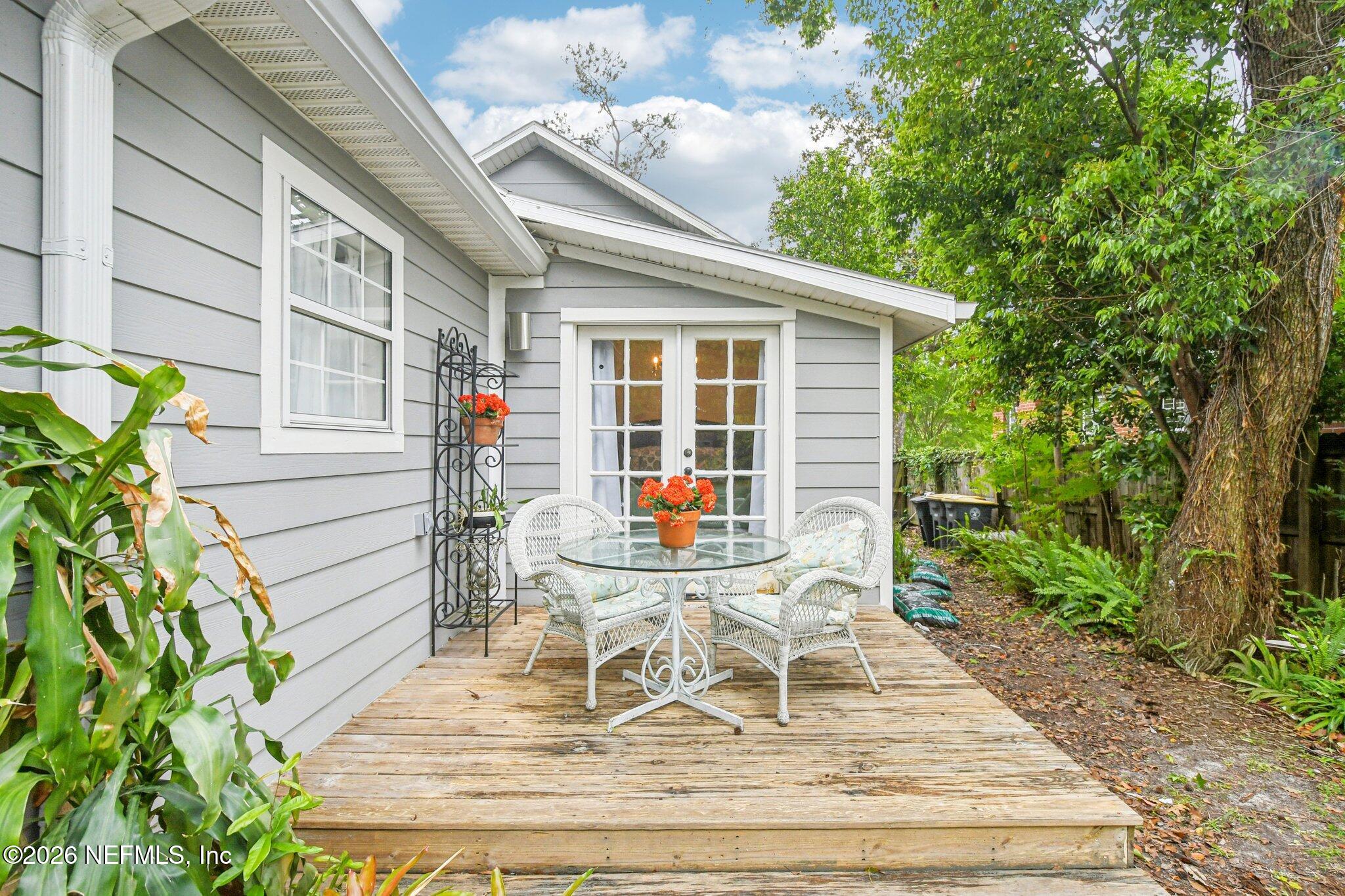 3637 Valencia Road Jacksonville, FL 32205 - Photo 31 of 35 back deck