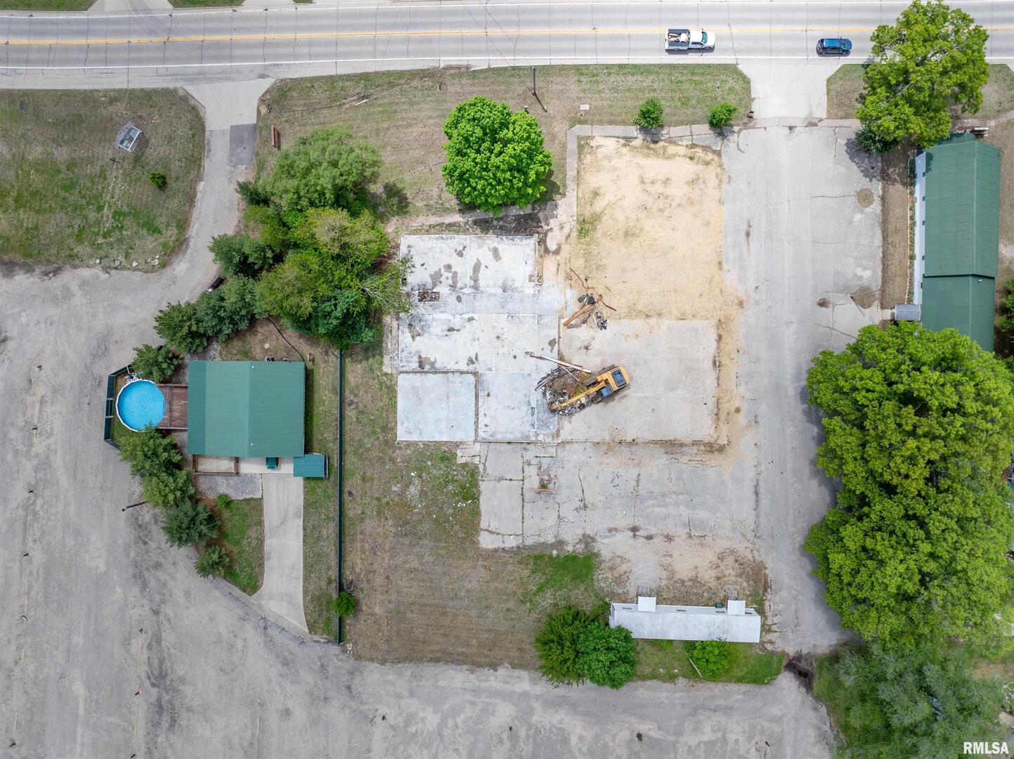 1012 Viaduct Road Savanna, IL 61074 - Photo 22 of 29 an aerial view of a house with outdoor space