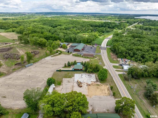 $240,000 | 1012 Viaduct Road, Savanna, IL 61074