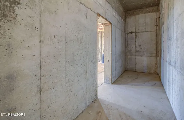 $799,900 | 164 Logans Bluff, Bean Station, TN 37708