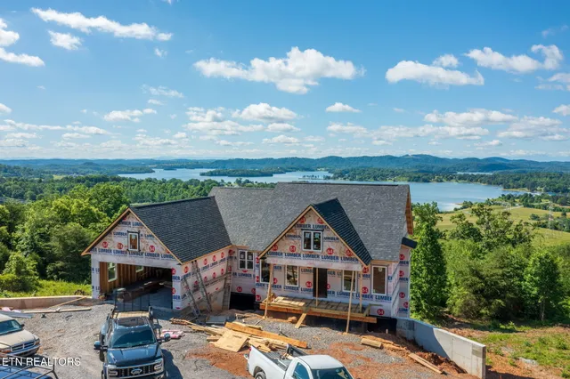 $799,900 | 164 Logans Bluff, Bean Station, TN 37708