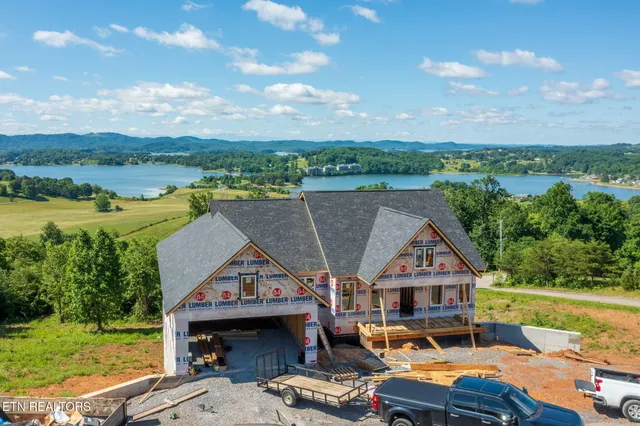 $799,900 | 164 Logans Bluff, Bean Station, TN 37708