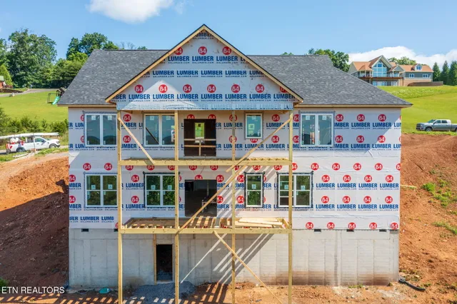 $799,900 | 164 Logans Bluff, Bean Station, TN 37708