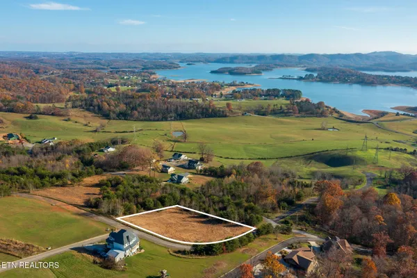 $799,900 | 164 Logans Bluff, Bean Station, TN 37708
