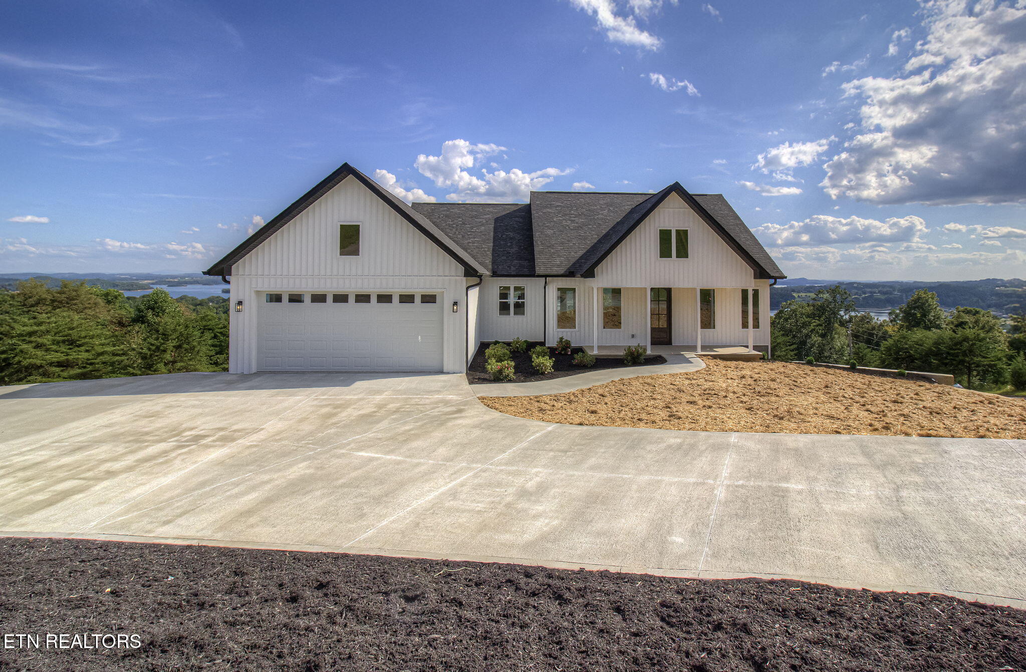 164 Logans Bluff Bean Station, TN 37708 - Photo 8 of 44 164 Lobans Bluff retake 7