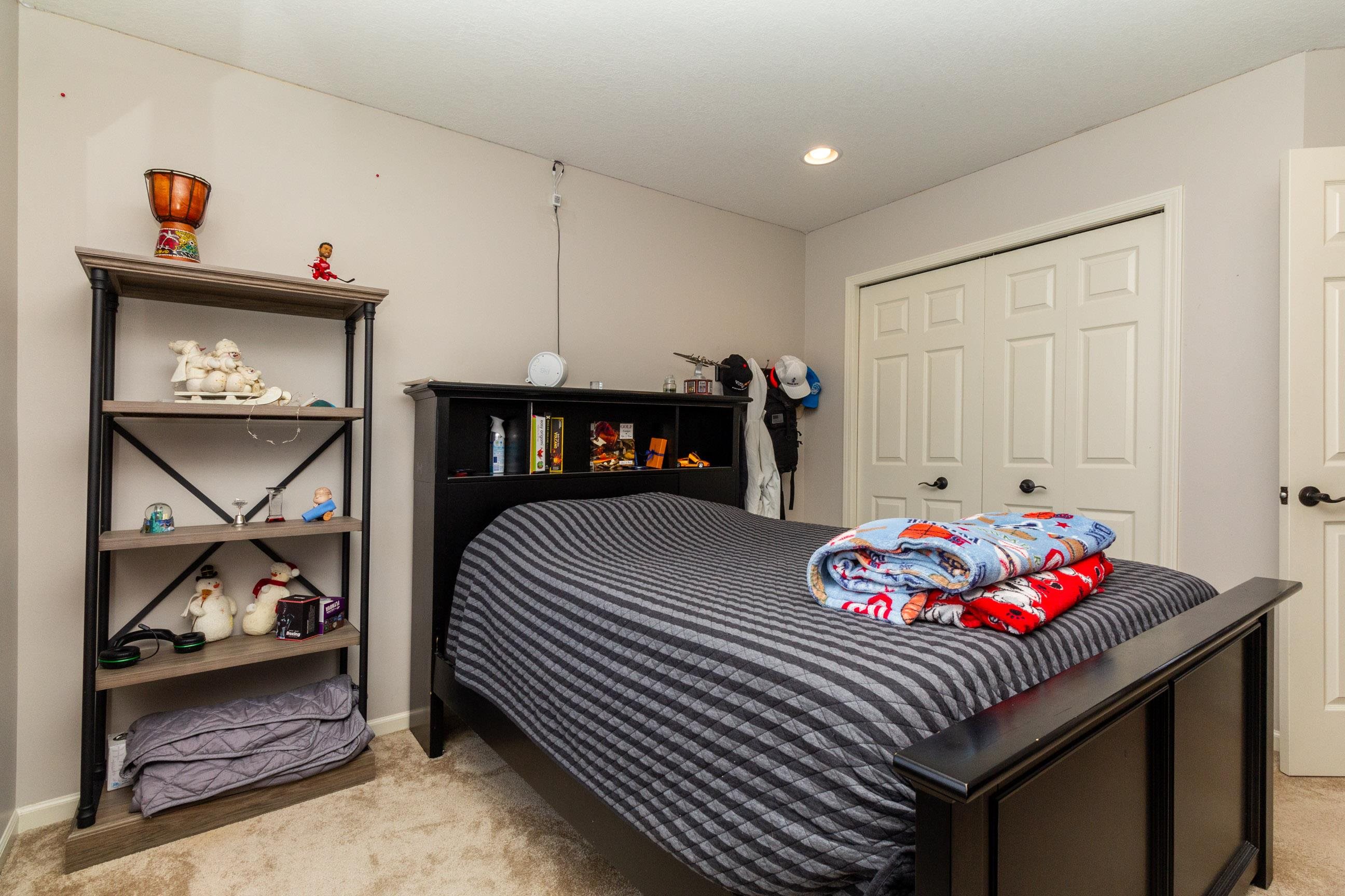 1400 Kings Pointe Road Grand Blanc, MI 48439 - Photo 42 of 54