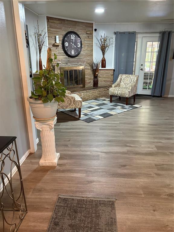 102 Shady Oak Road Keene, TX 76059 - Photo 4 of 27