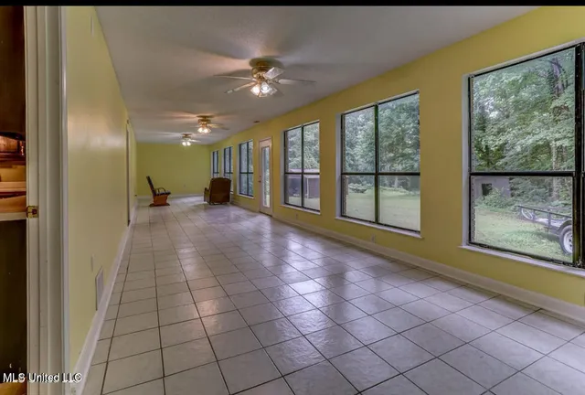 $2,200 | 4182 Summer Circle West, Lake Cormorant, MS 38641