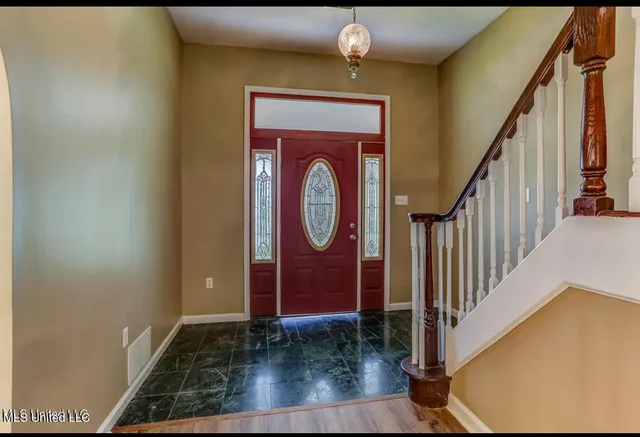 $2,200 | 4182 Summer Circle West, Lake Cormorant, MS 38641