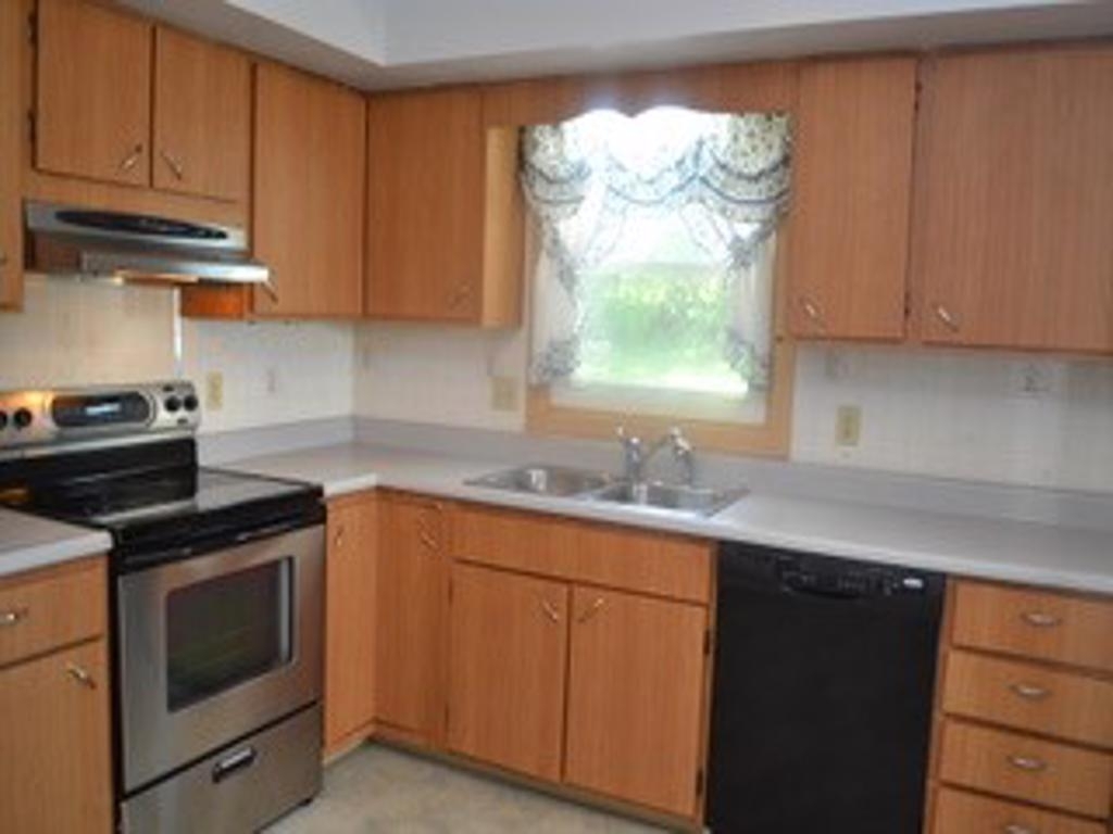 1109 Frost Road Endicott, NY 13760 - Photo 13 of 30 Gallery Image 13