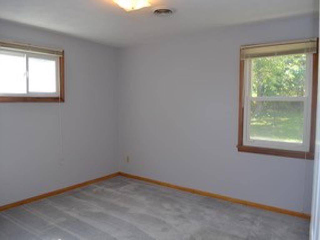 1109 Frost Road Endicott, NY 13760 - Photo 17 of 30 Gallery Image 17