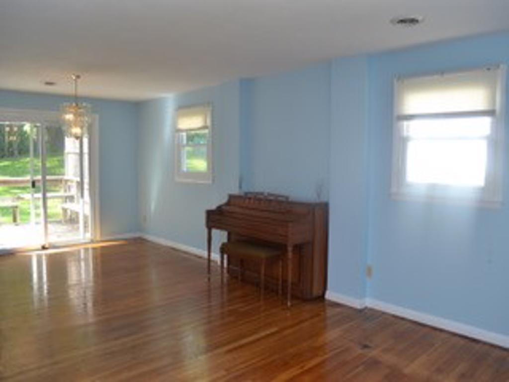 1109 Frost Road Endicott, NY 13760 - Photo 7 of 30 Gallery Image 7