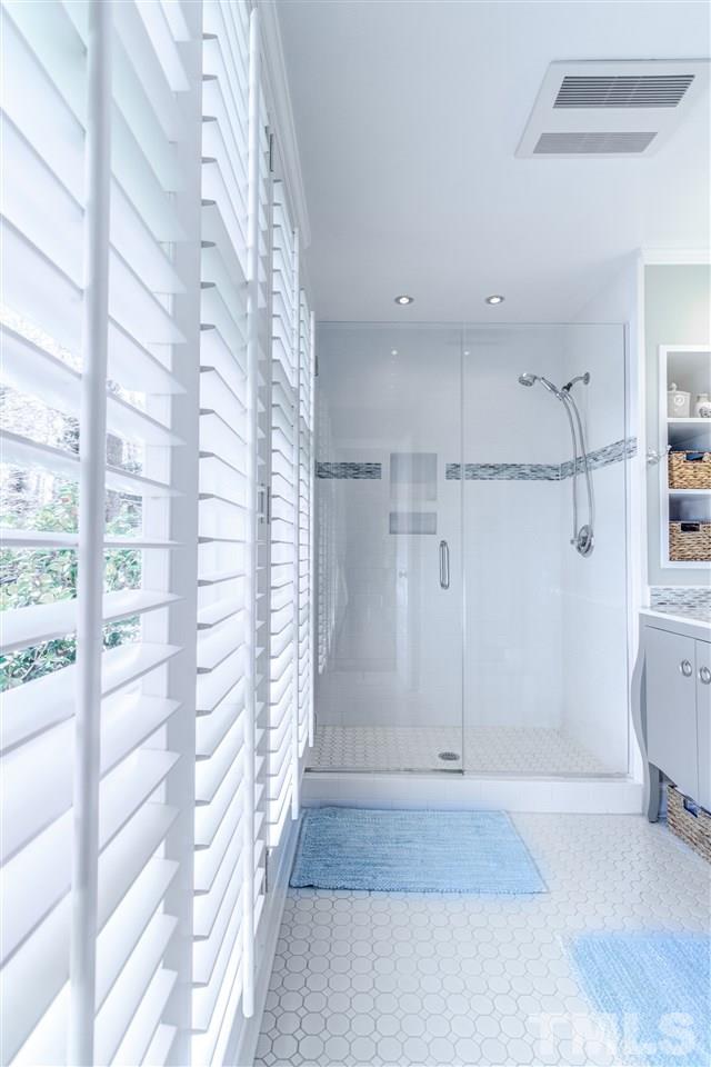 2619 Wilson Lane Raleigh, NC 27609 - Photo 17 of 25 Gallery Image 17