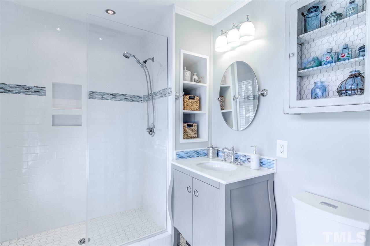 2619 Wilson Lane Raleigh, NC 27609 - Photo 18 of 25 Gallery Image 18
