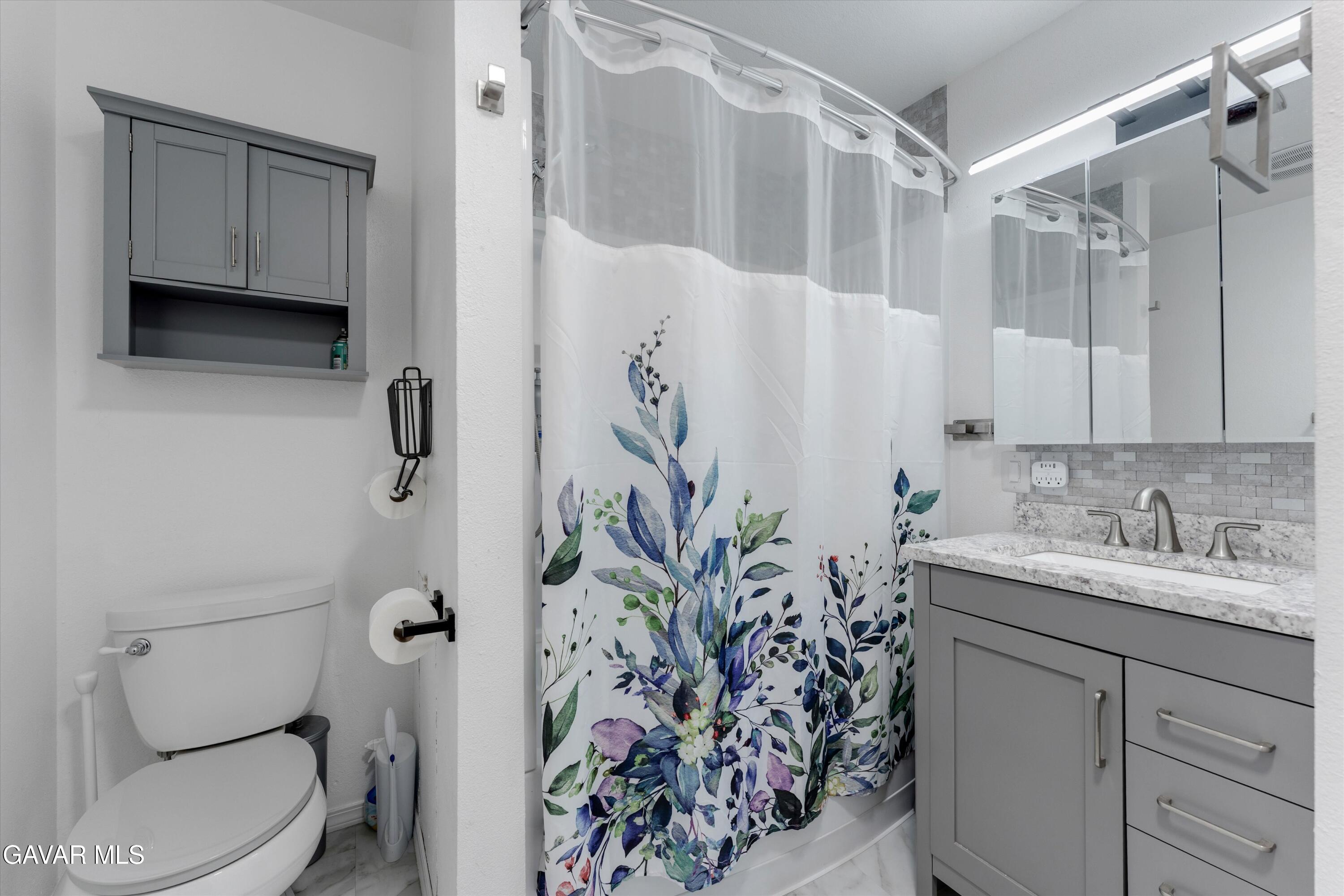 43014 7th Street East Lancaster, CA 93535 - Photo 13 of 36 16-DBC02694