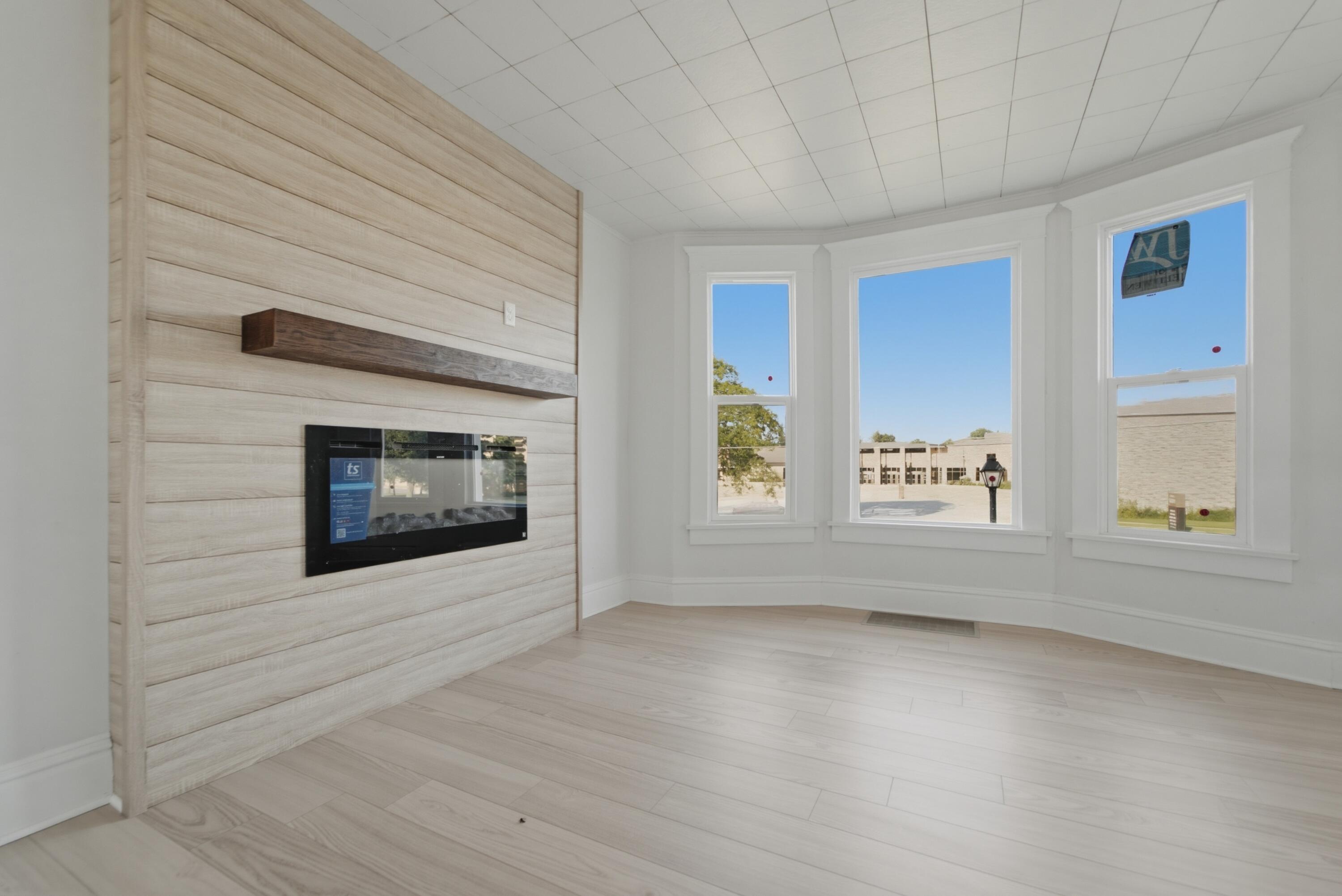710 I Street La Porte, IN 46350 - Photo 10 of 34 3000x2003