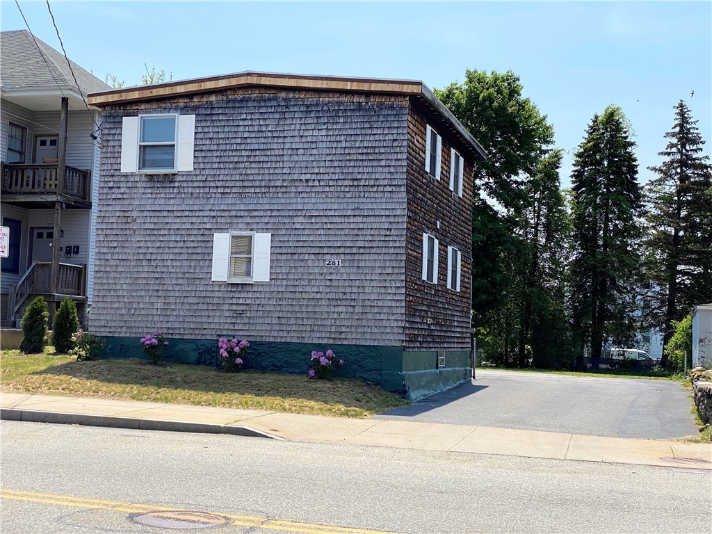 281 Logee Street Woonsocket, RI 02895 - Photo 21 of 22 Gallery Image 21