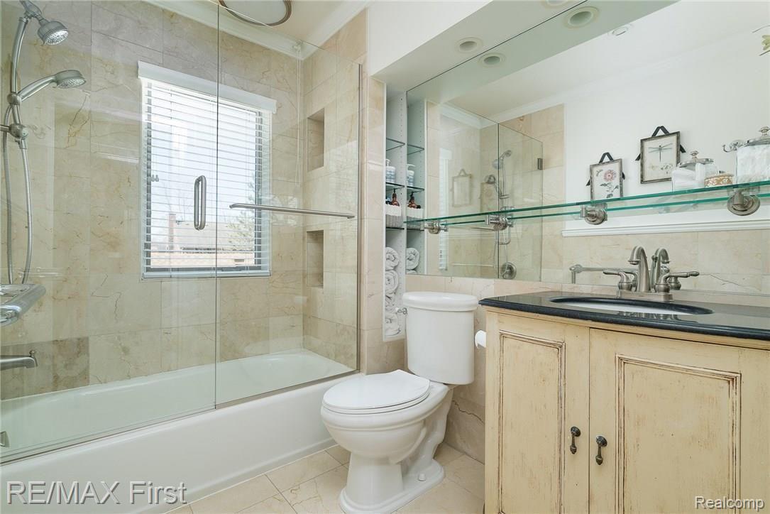 1241 Bedford Road Grosse Pointe, MI 48230 - Photo 29 of 46 1241-Bedford-29.jpg
