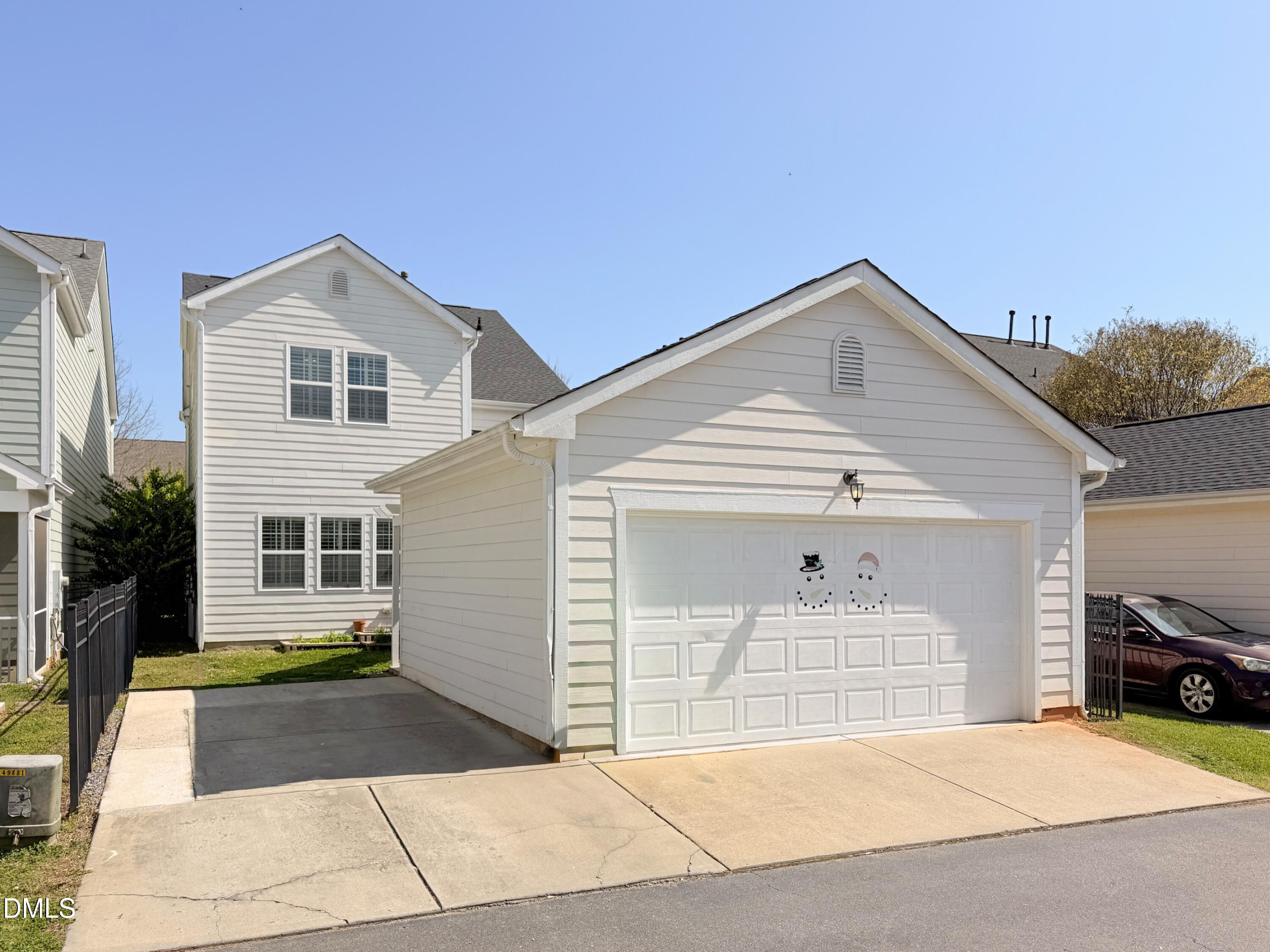 847 Historian Street Raleigh, NC 27603 - Photo 32 of 52 847 Histiorian St_www.scalaphotography.c