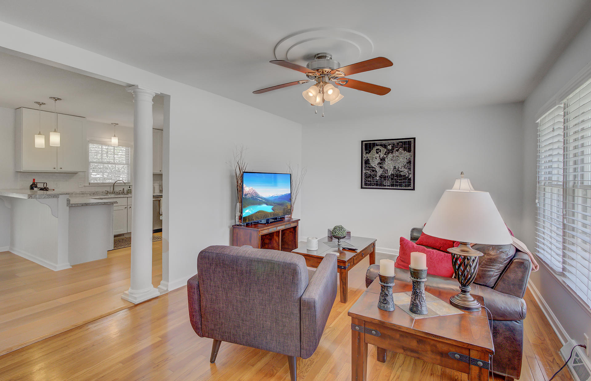 1058 Harbor View Road Charleston, SC 29412 - Photo 11 of 45 10