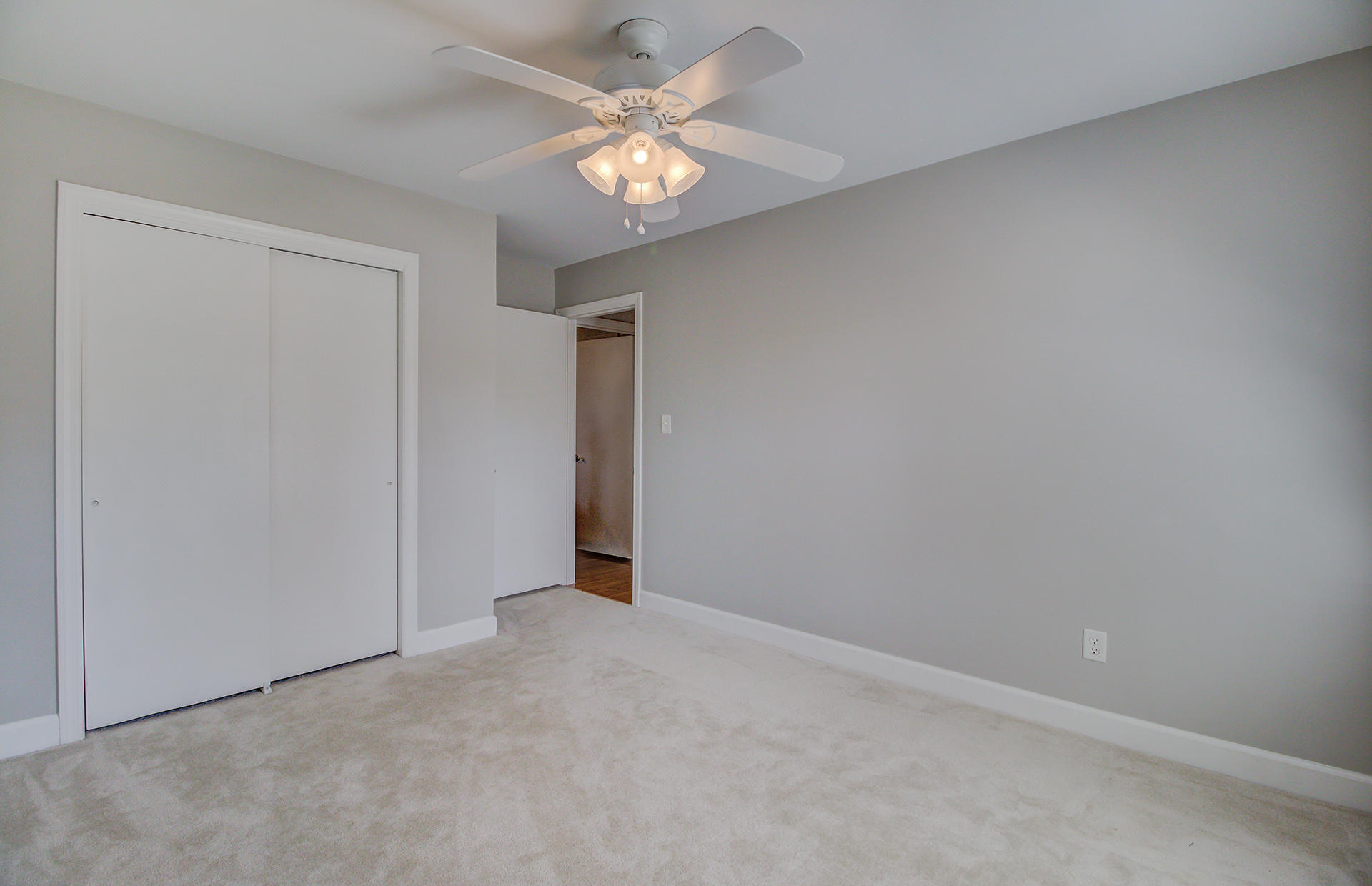 1058 Harbor View Road Charleston, SC 29412 - Photo 30 of 45 29