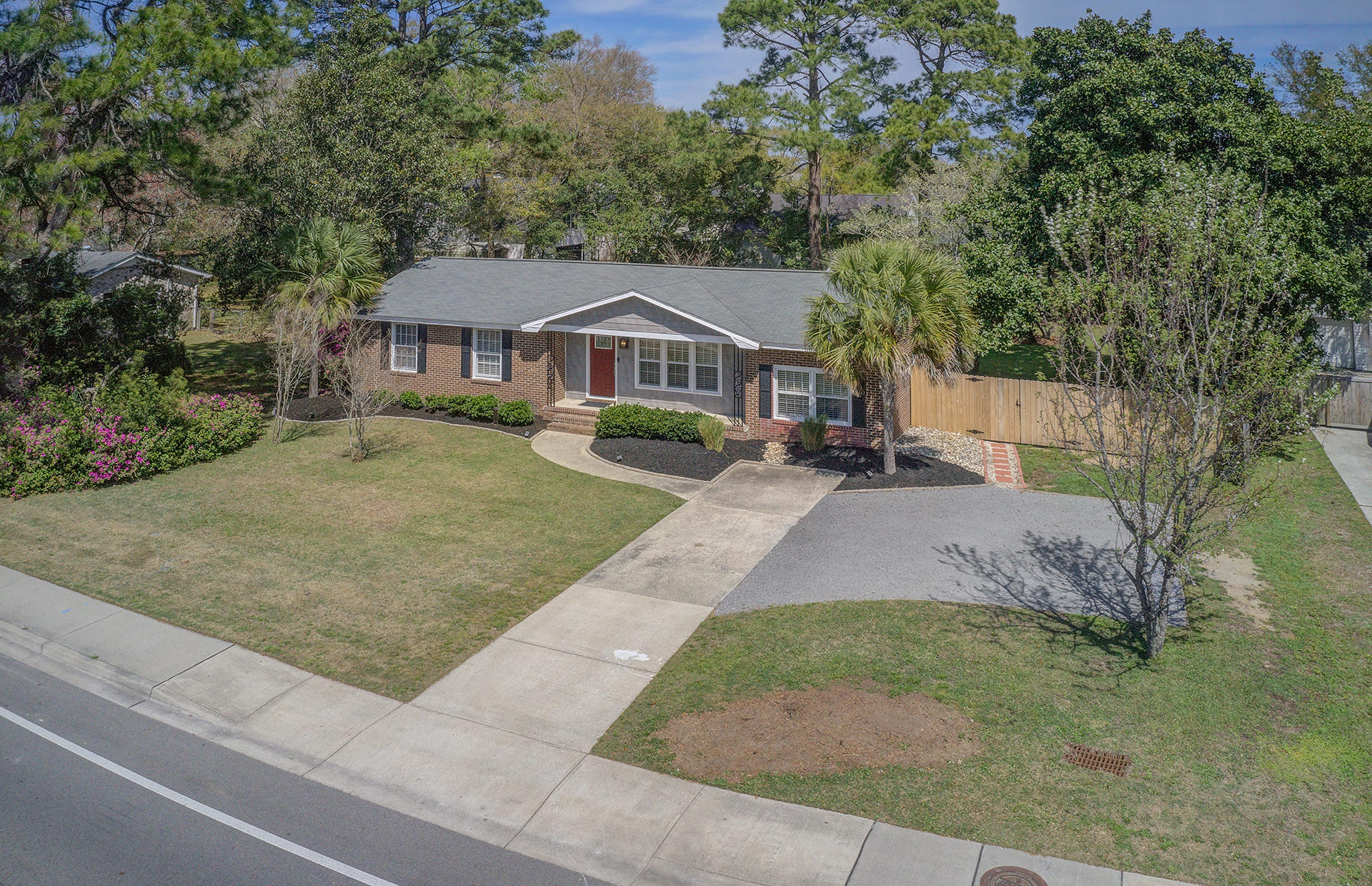 1058 Harbor View Road Charleston, SC 29412 - Photo 39 of 45 38