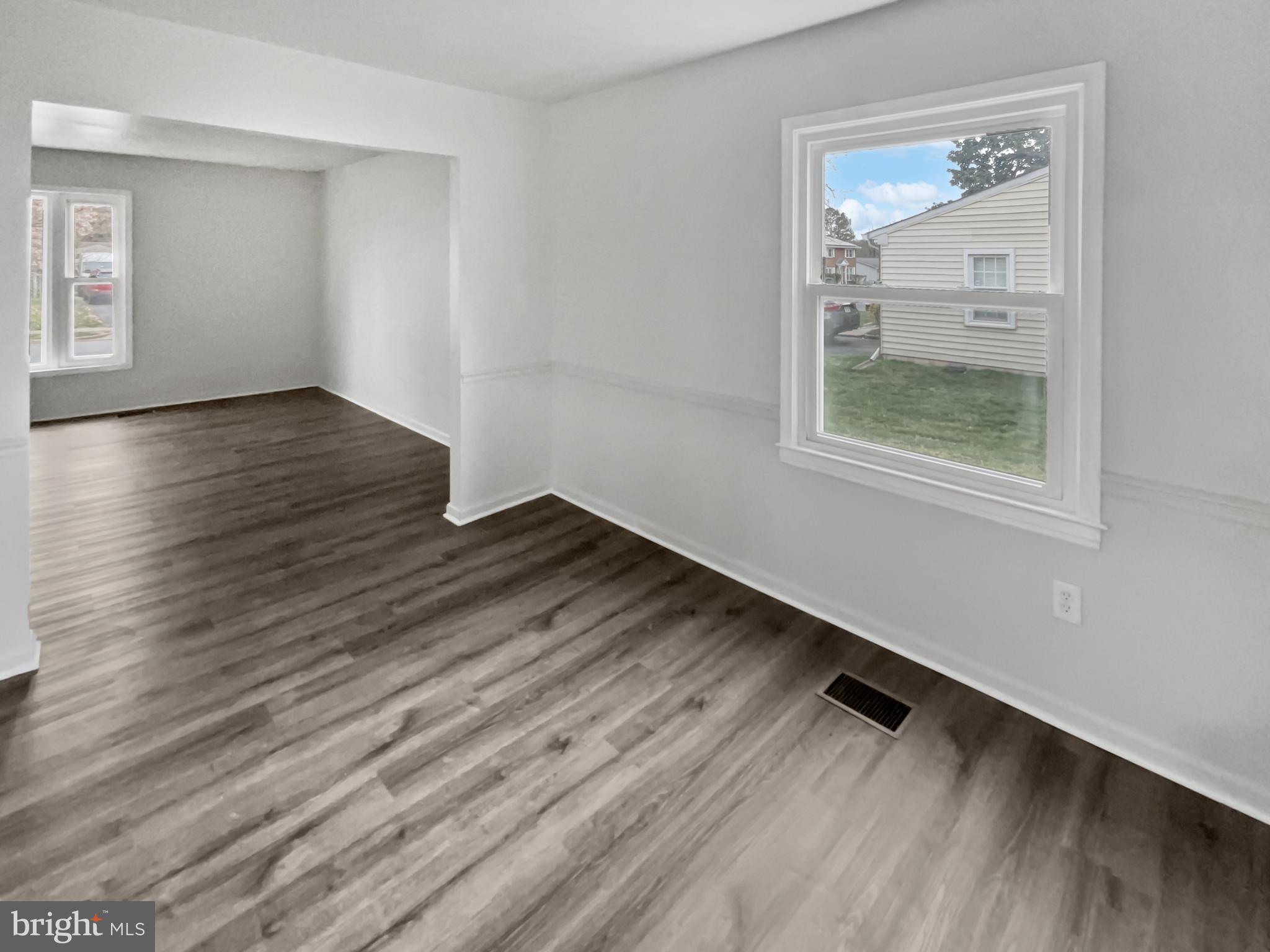 723 North York Road Sterling, VA 20164 - Photo 15 of 42 Gallery Image 15