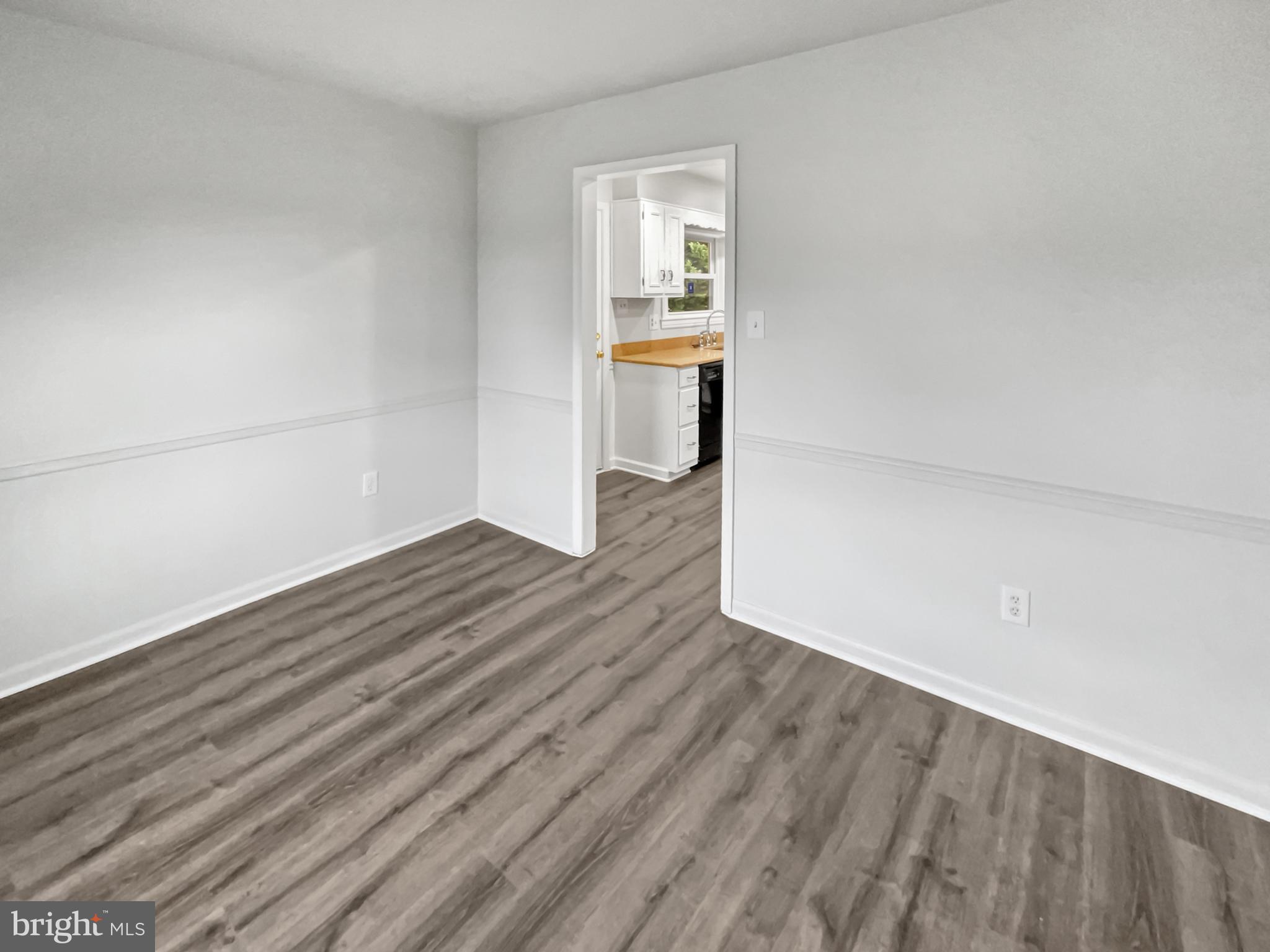 723 North York Road Sterling, VA 20164 - Photo 18 of 42 Gallery Image 18