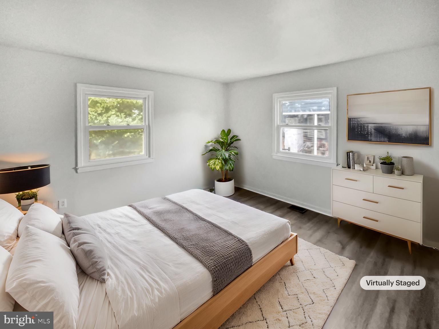 723 North York Road Sterling, VA 20164 - Photo 4 of 42 Virtually Staged