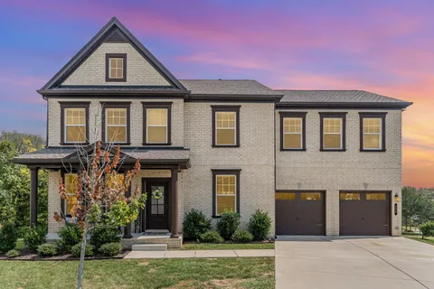 $747,900 | 203 Caroline Way, Mount Juliet, TN 37122