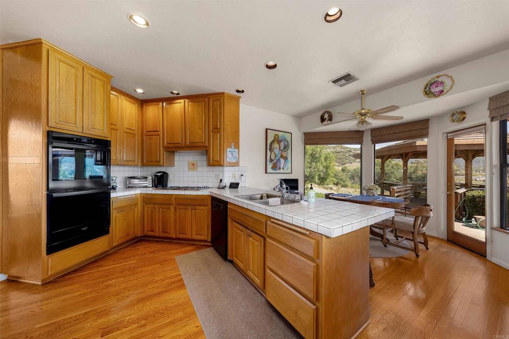 2436 Camino Del Vecino Alpine, CA 91901 - Photo 14 of 38