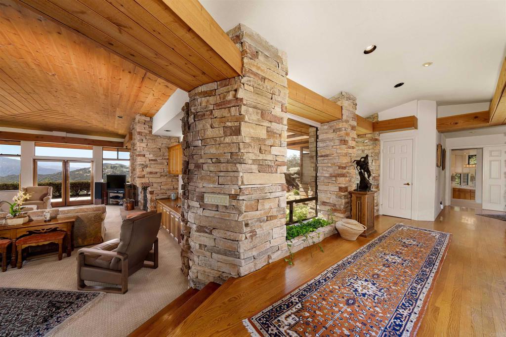 2436 Camino Del Vecino Alpine, CA 91901 - Photo 18 of 38