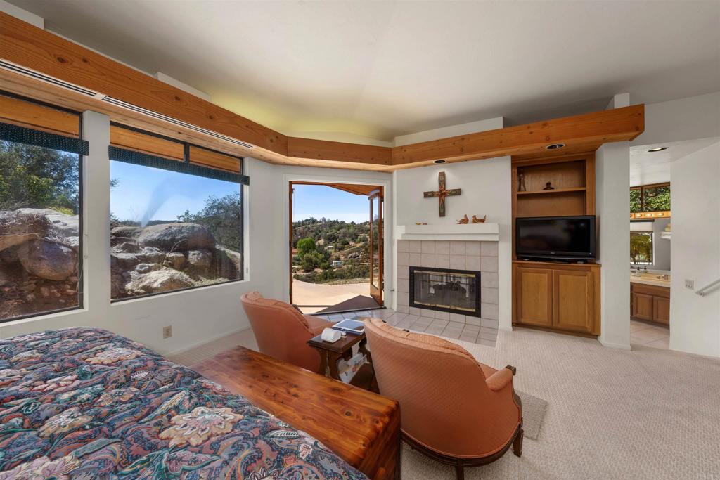 2436 Camino Del Vecino Alpine, CA 91901 - Photo 21 of 38