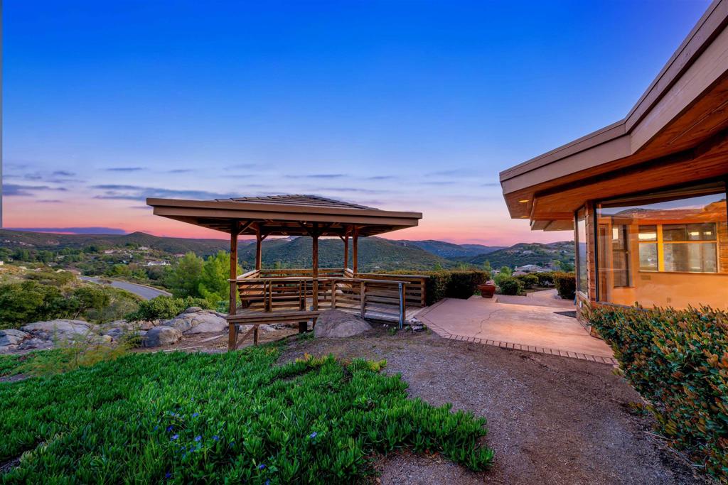 2436 Camino Del Vecino Alpine, CA 91901 - Photo 30 of 38